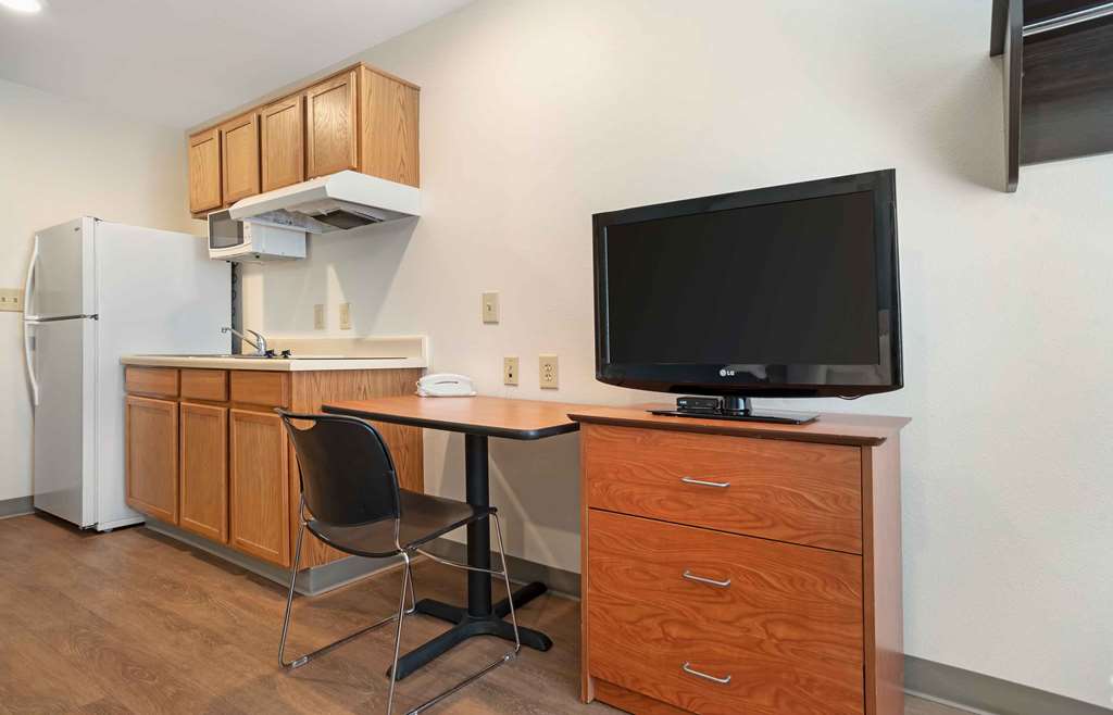 Extended Stay America Select Suites Fort Walton Beach - photo 13