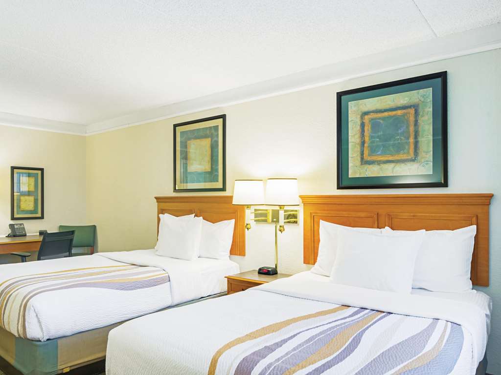 La Quinta Inn by Wyndham Denver Northglenn - photo 15