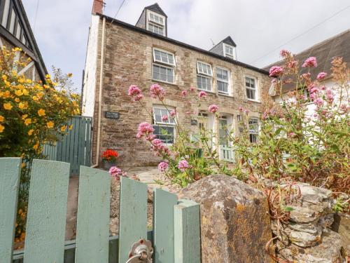 Dale Cottage — 4-Star Luxury Hotel in Newquay, United Kingdom