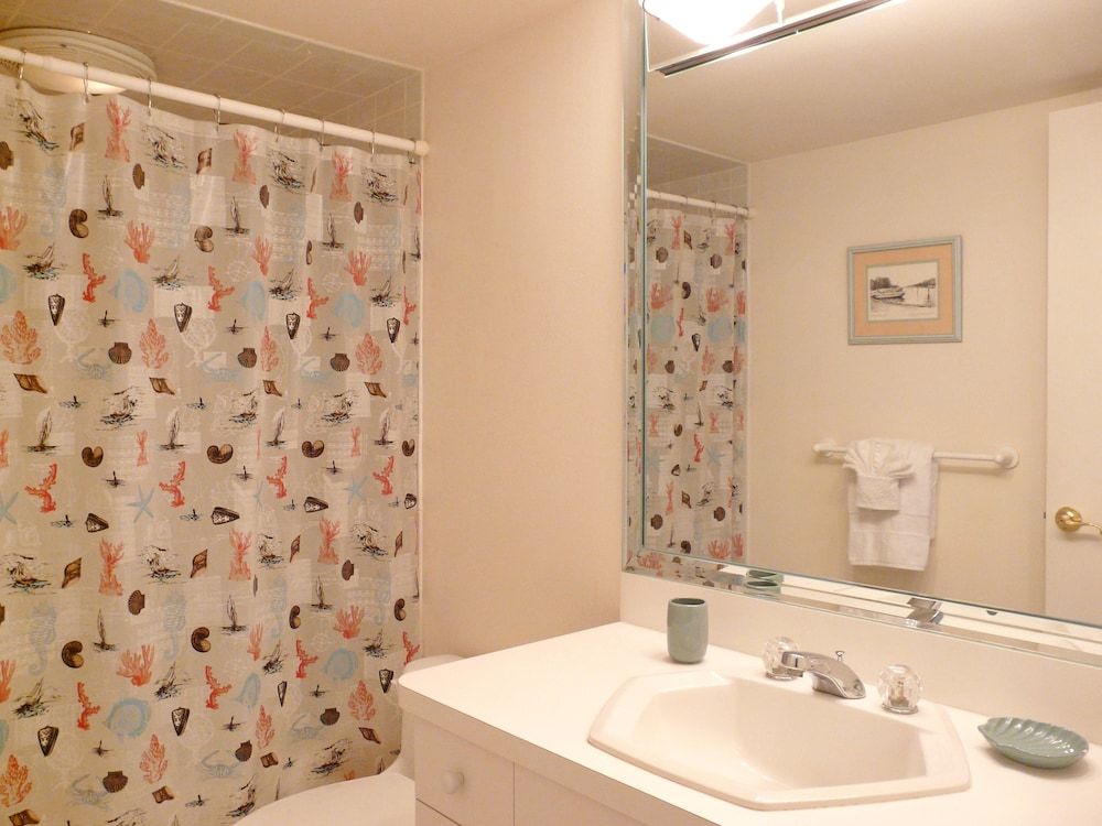 South Seas Tower 4 1209 - photo 12