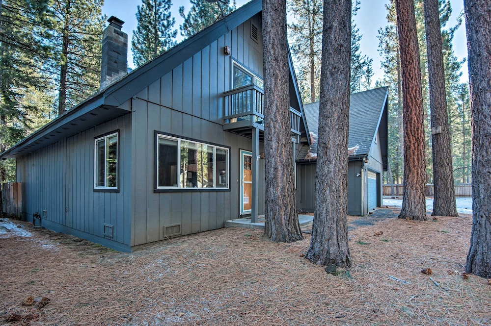 7 Mi to Heavenly Ski Resort Cozy Tahoe Cabin - photo 21
