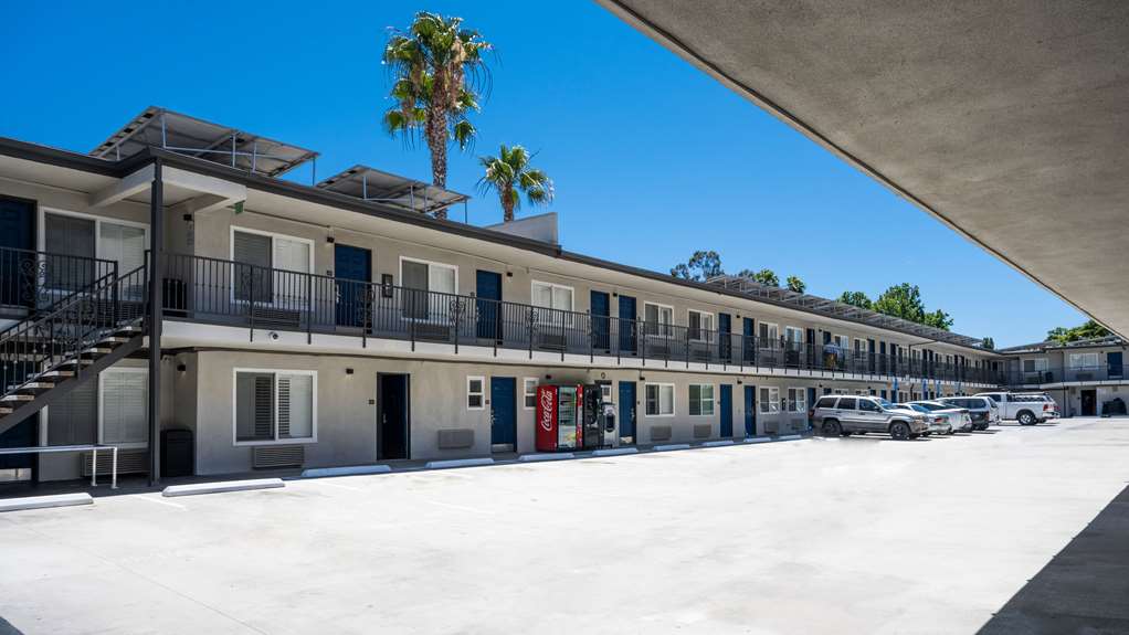 Motel 6 Anaheim CA Convention Center - photo 8
