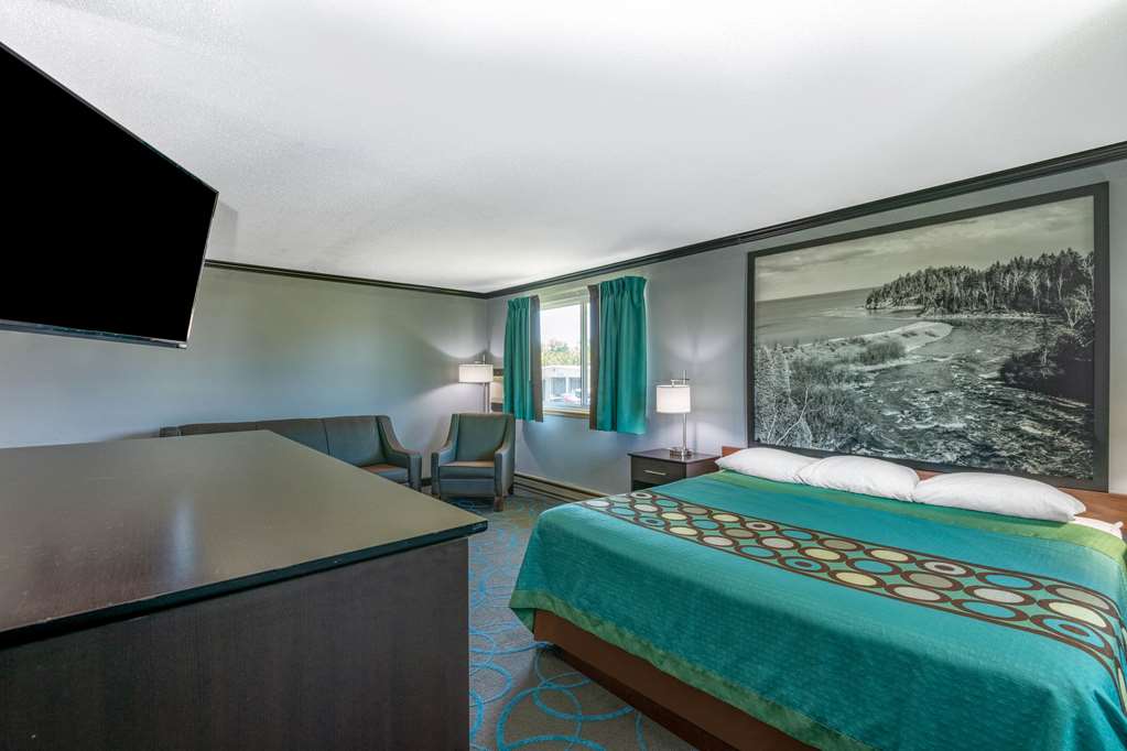 Super 8 by Wyndham Duluth - photo 22