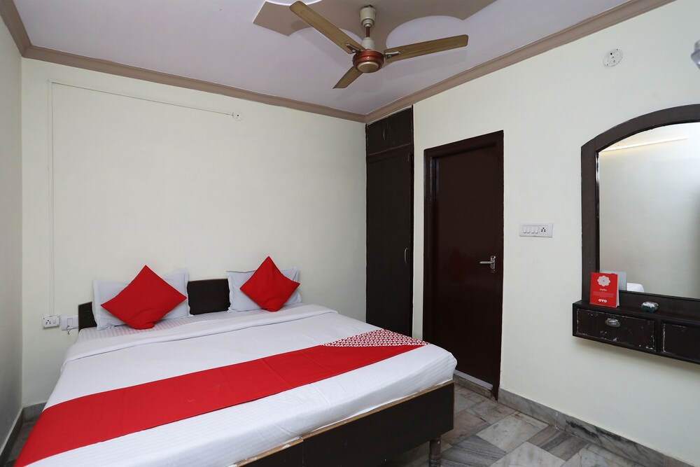 OYO 29411 Hotel Vanshika — Agra — photo 2