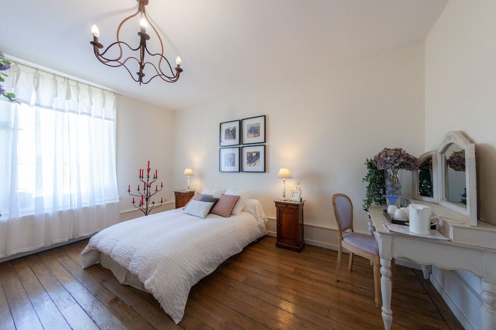 Le Jardin des Lys - carbon neutral hotel in Nancy