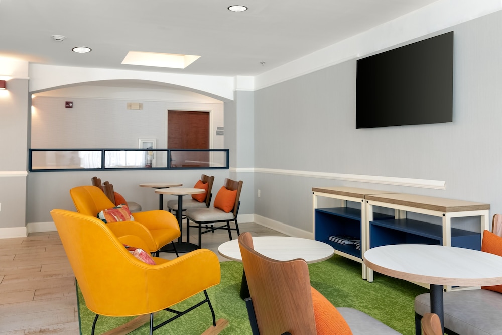 Spark by Hilton Savannah Airport - photo 5