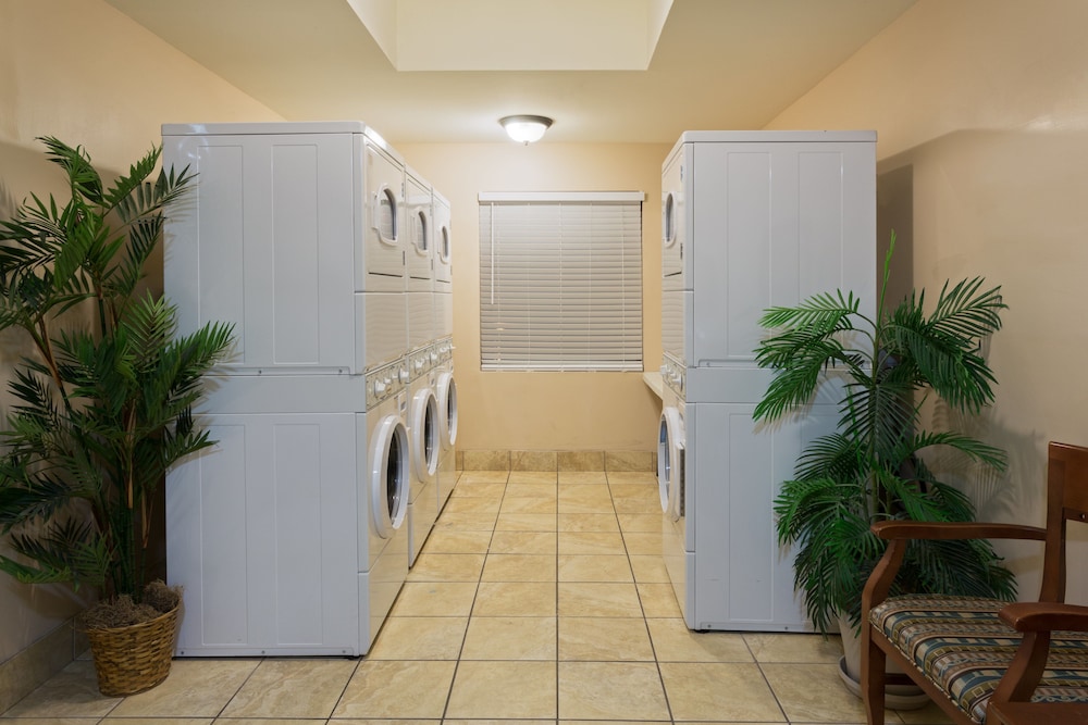 Staybridge Suites Tallahassee by IHG - photo 27