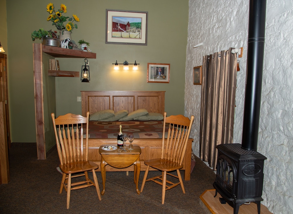 Stone Mill Hotel & Suites - photo 35