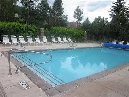 Park Avenue Condominiums Park City Resort Lodging - photo 27