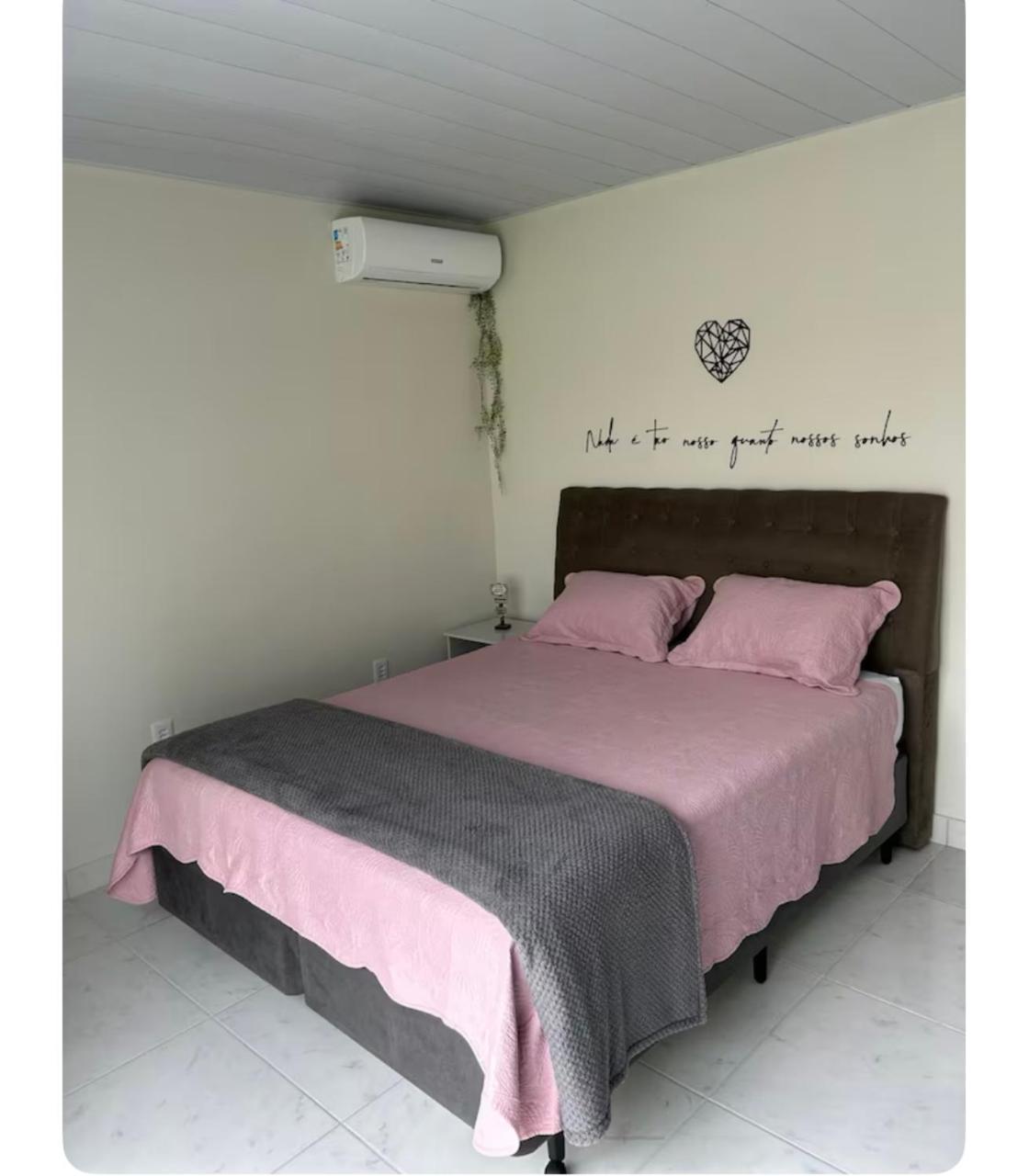 Casa cinza
