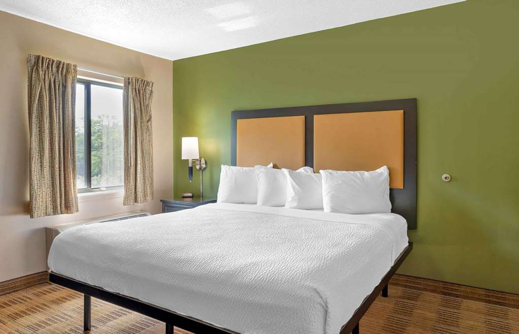 Extended Stay America Suites Indianapolis Northwest I465 - photo 18