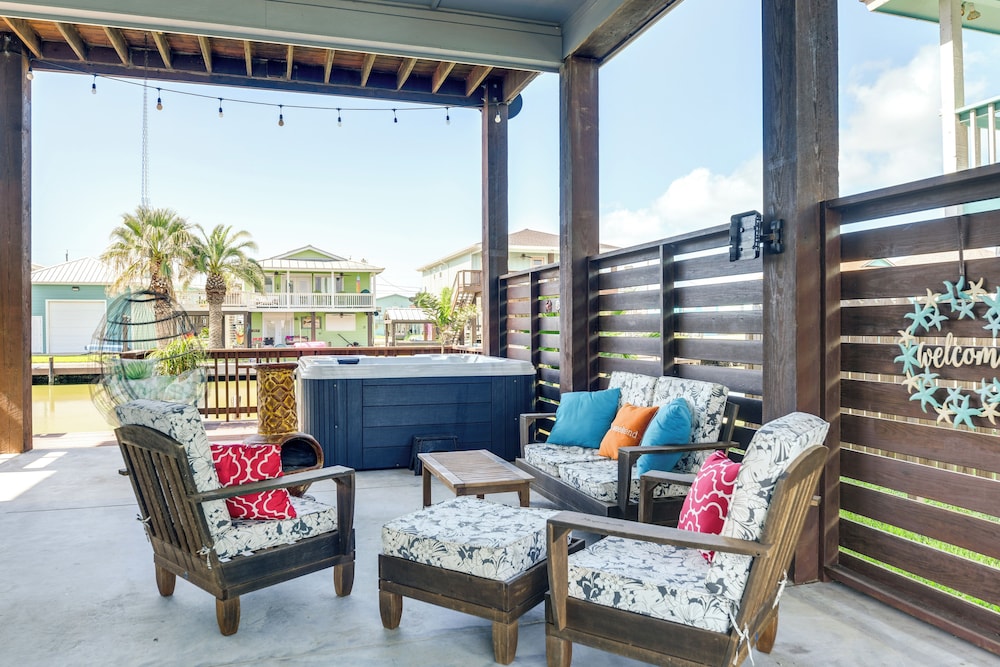 Resort Perks Waterfront Rockport Home - photo 10