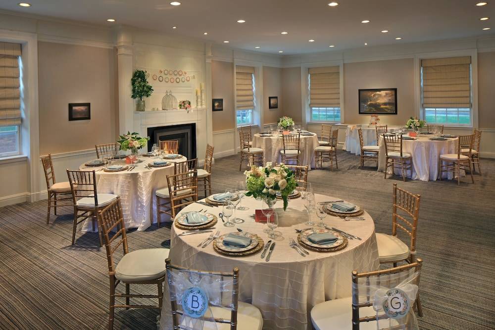 Andover Inn - photo 13