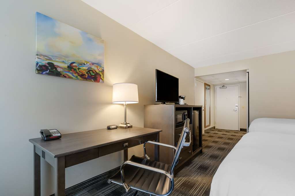 Best Western Plus Alexandria Fort Belvoir - photo 25