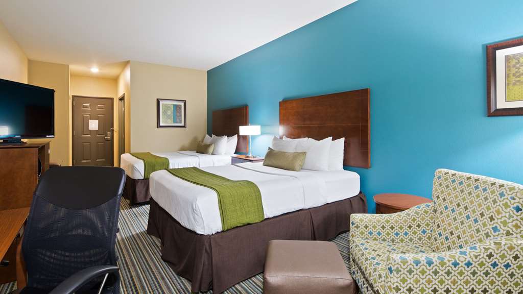 Best Western Plus Patterson Park Inn - photo 26