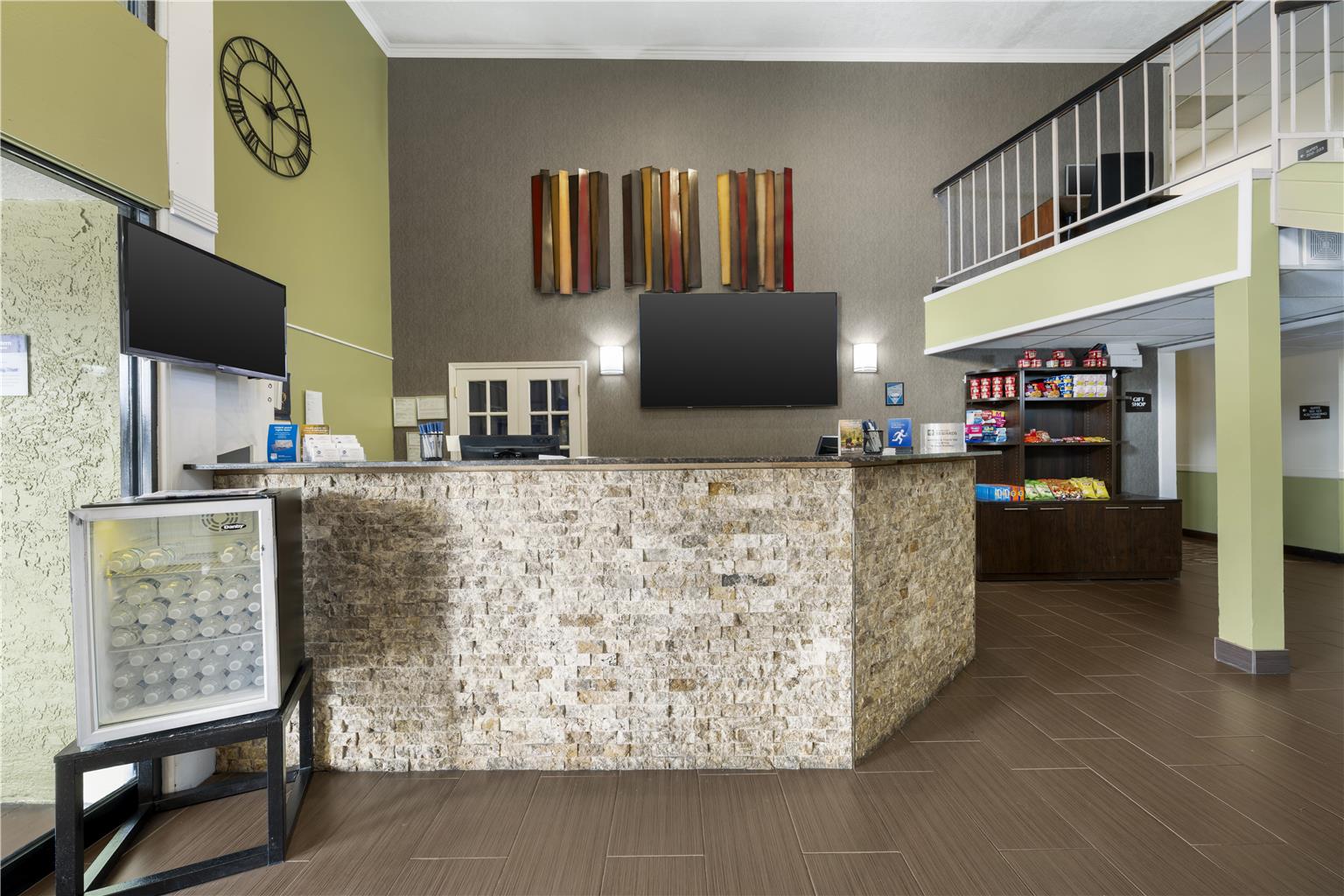 Best Western Airport Albuquerque InnSuites Hotel & Suites - photo 52