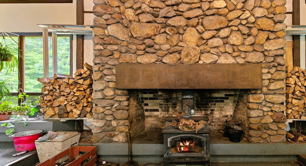 Evergreen Valley Inn - photo 6