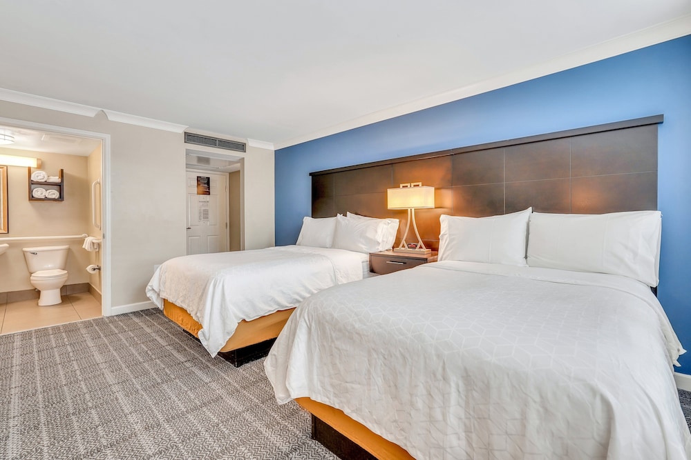 Staybridge Suites Savannah Historic District by IHG - photo 15
