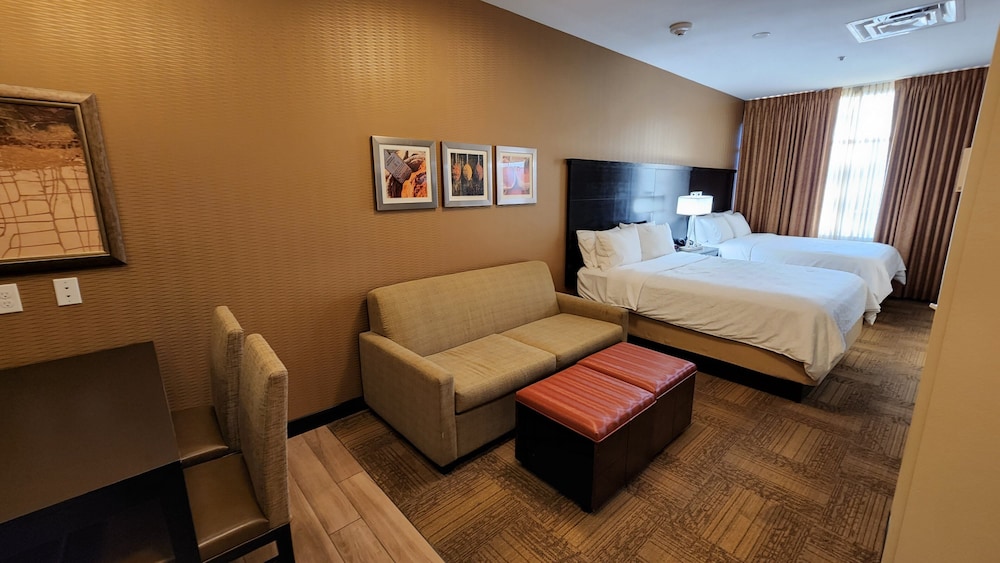 Staybridge Suites Denver Downtown by IHG - photo 36