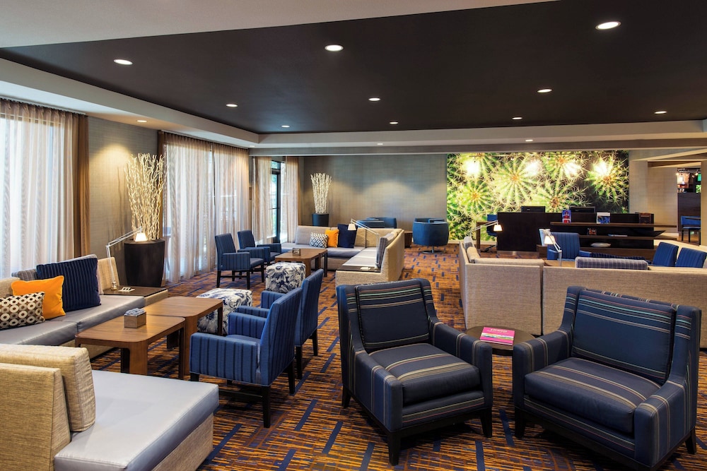 Courtyard by Marriott Palm Desert - photo 2