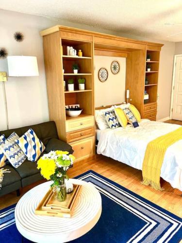Town & Country Hideaway 1Br 1Ba 20 Min Famu Fsu — 4-Star Luxury Hotel in Tallahassee, United States
