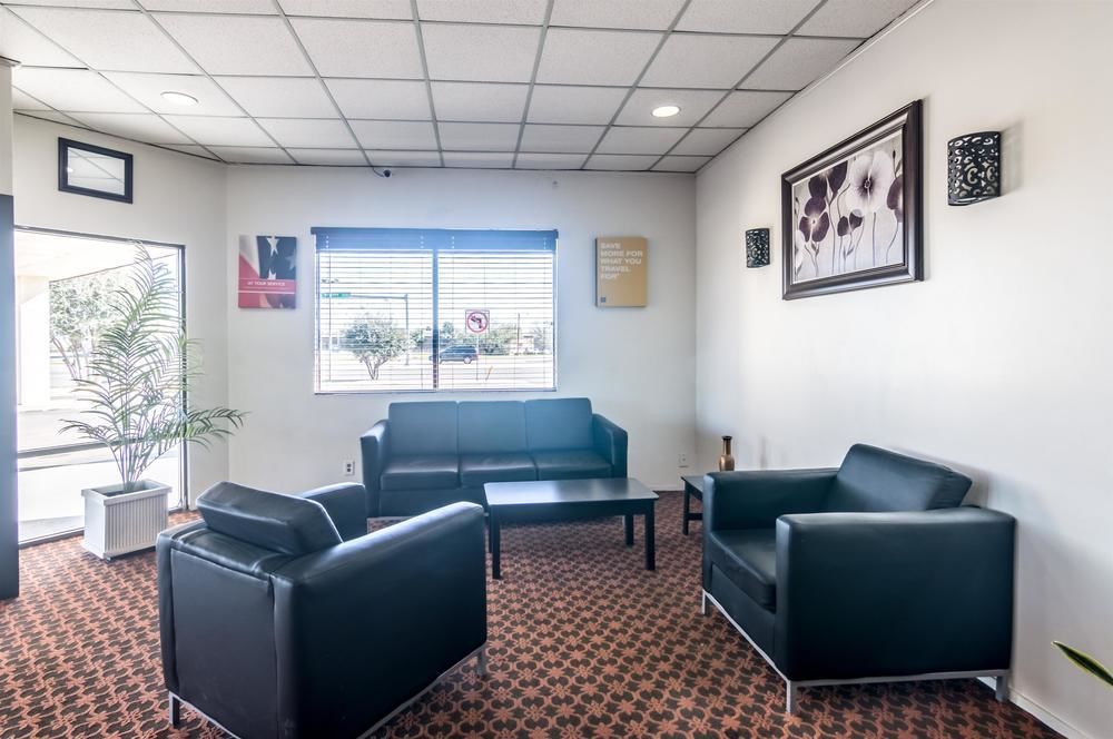 Red Roof Inn & Suites San Angelo - photo 24
