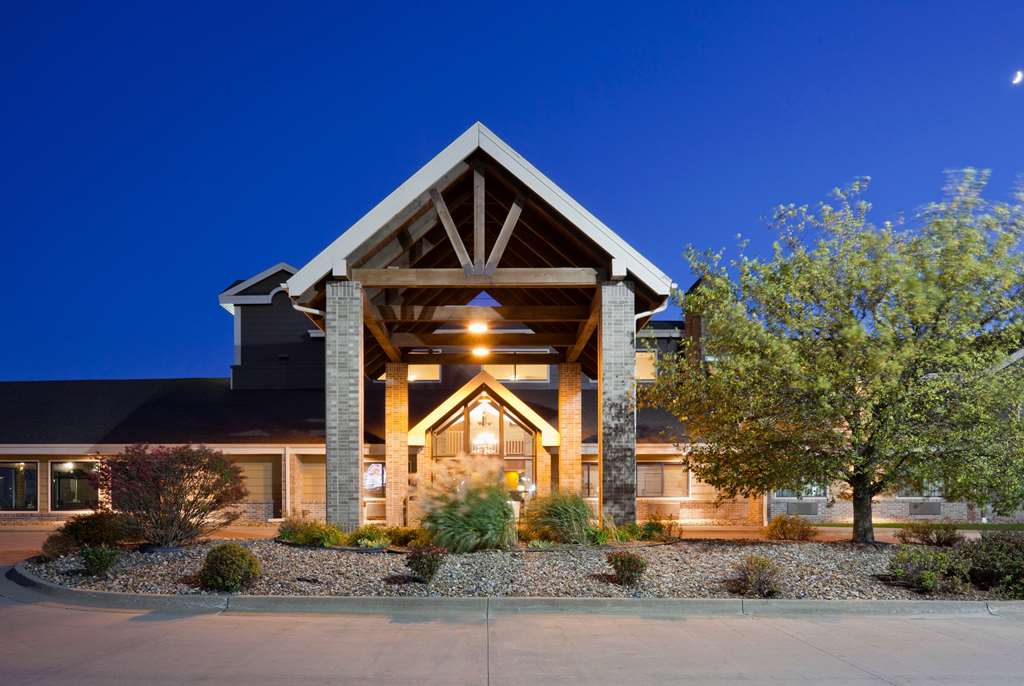 AmericInn by Wyndham Osceola - photo 2