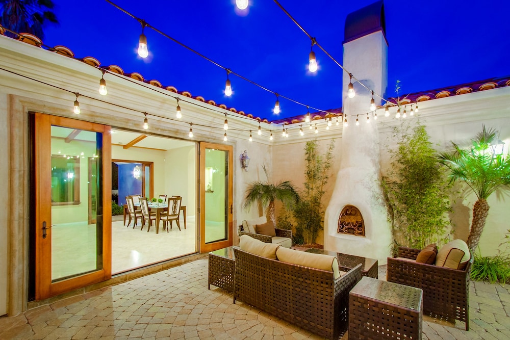 Tropical 5BR La Jolla Retreat by NamaStay - photo 41
