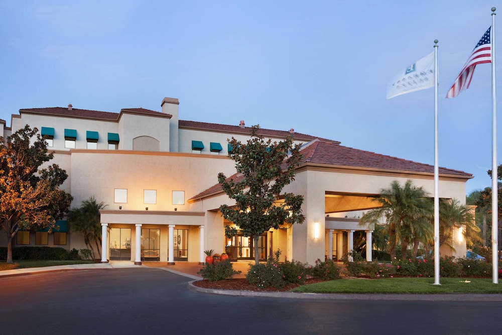 Embassy Suites by Hilton Temecula Valley Wine Country - featured photo