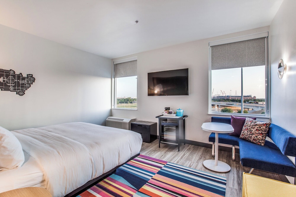 Aloft Dallas Arlington Entertainment District - photo 7