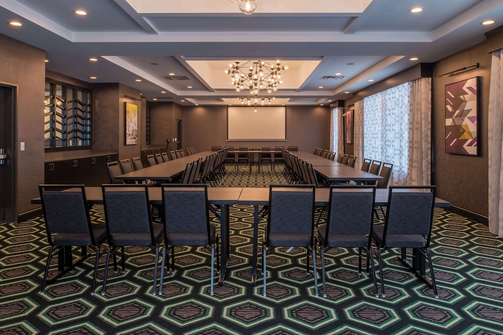 Hampton Inn & Suites Winston Salem Downtown - photo 48