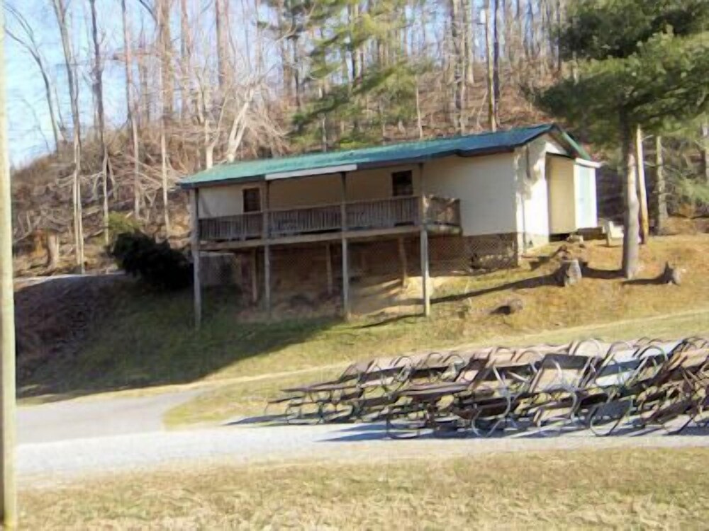 Holiday Hills Resort - photo 36