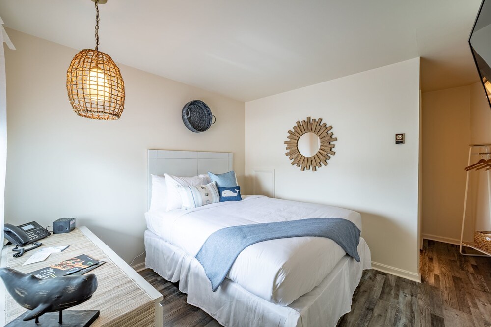 Ocean Glass Inn - photo 28