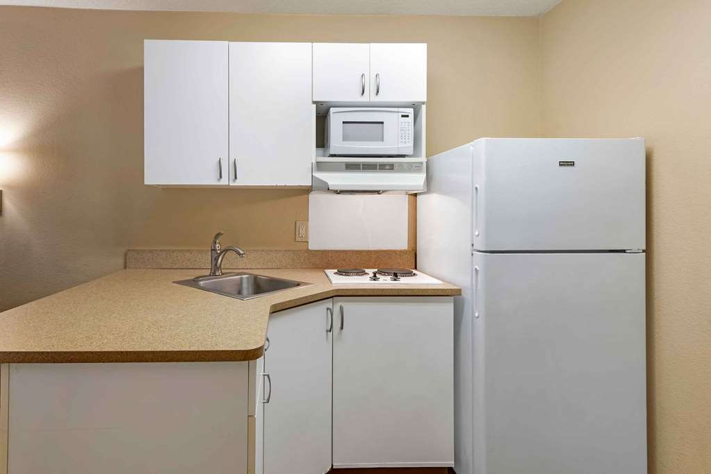 Extended Stay America Select Suites Atlanta Morrow - photo 24