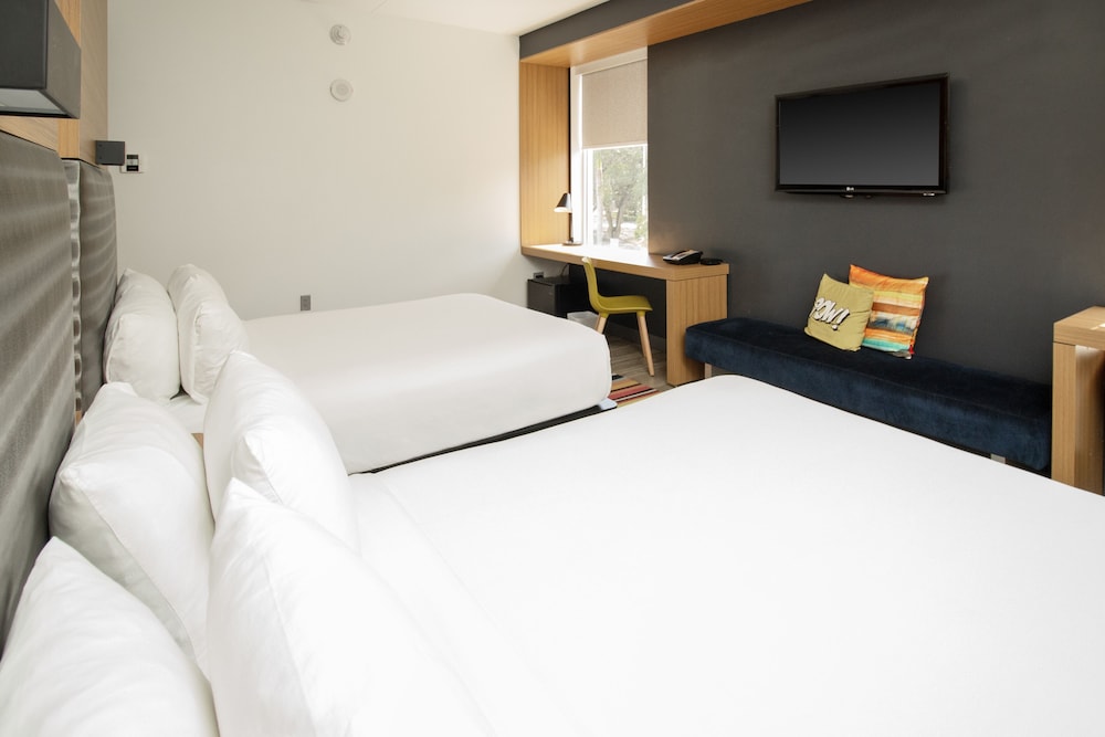 Aloft Miami Doral - photo 11