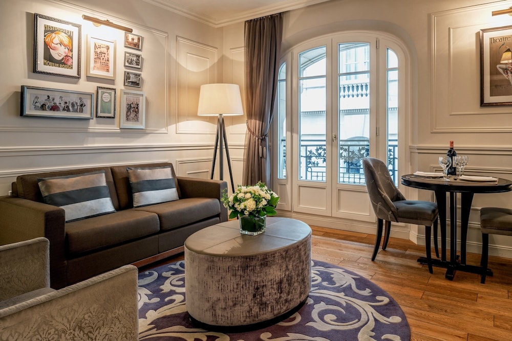 La Clef Louvre Paris by The Crest Collection in Paris, France