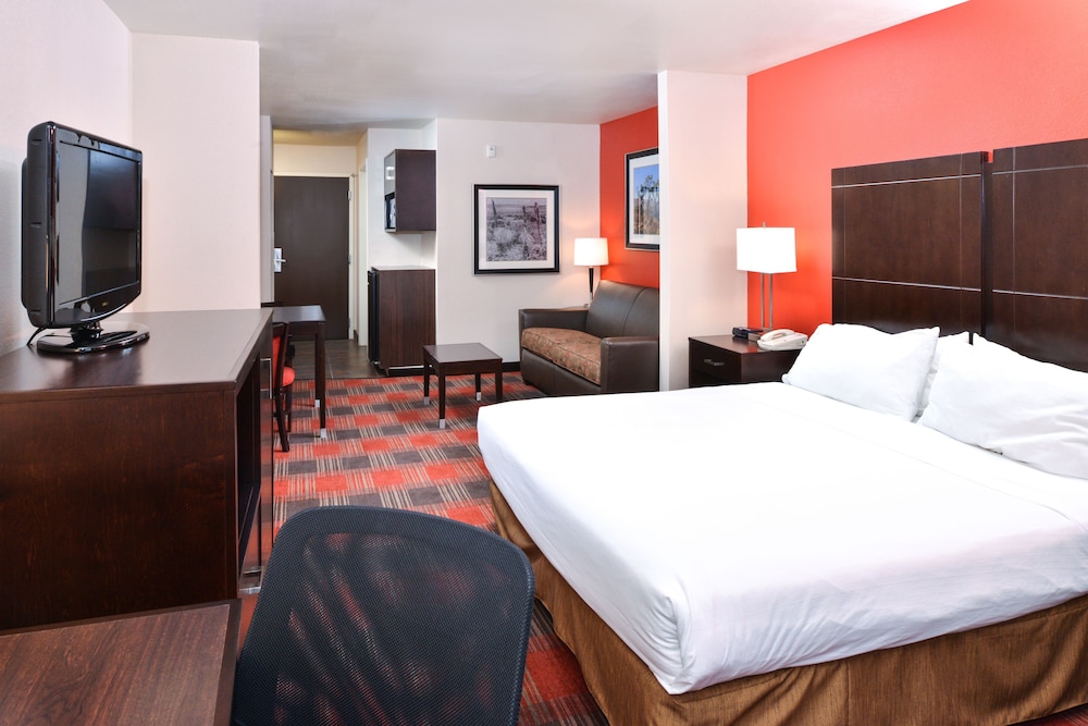 Holiday Inn Express Hotel & Suites Kingman by IHG - photo 11
