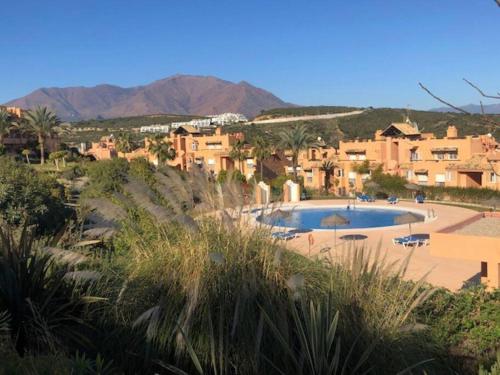 Schones Penthouse Mit Meerblick Pura Vida — hotel in Casares
