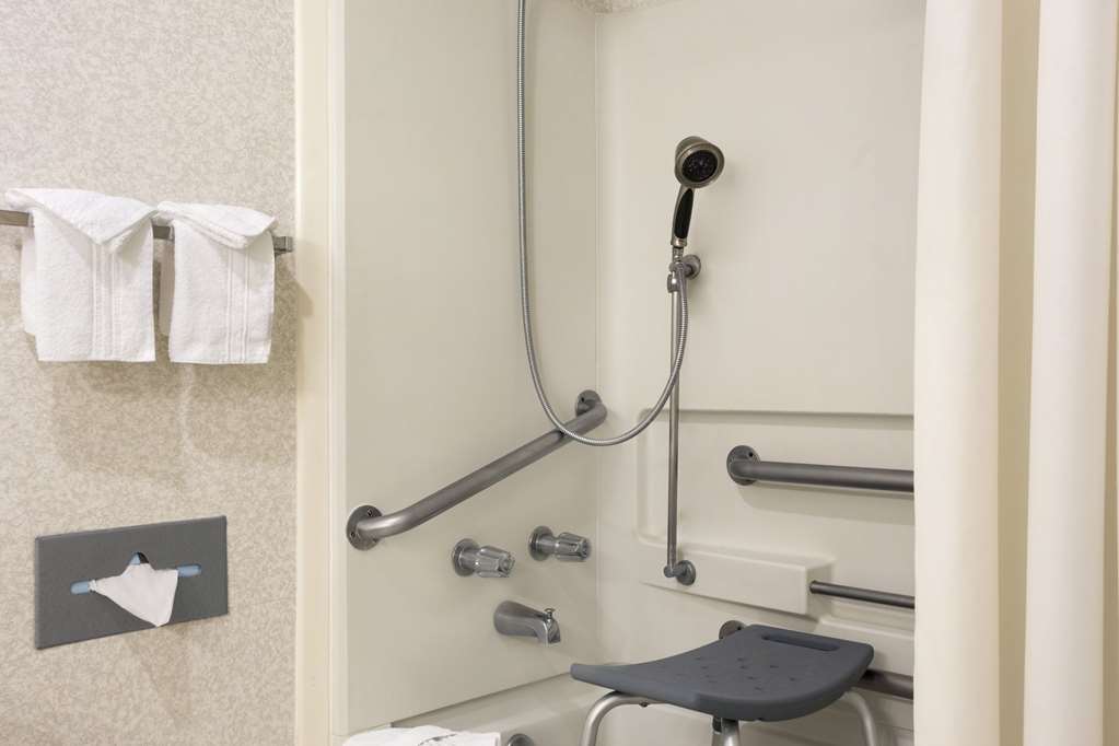 Days Inn by Wyndham Middletown - photo 13