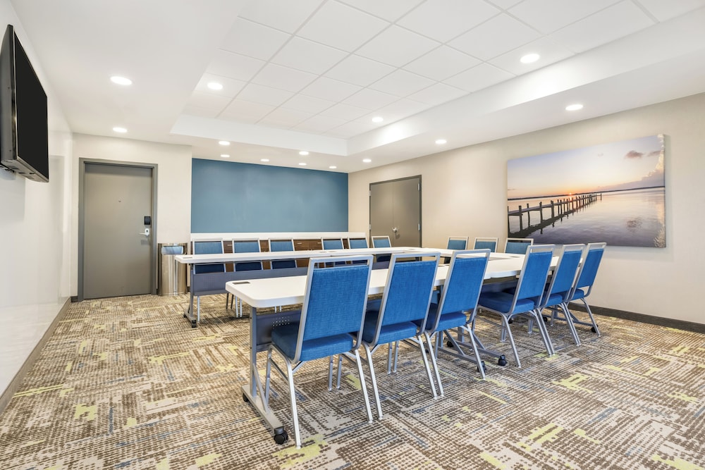 Hampton Inn Fort Myers Downtown - photo 30