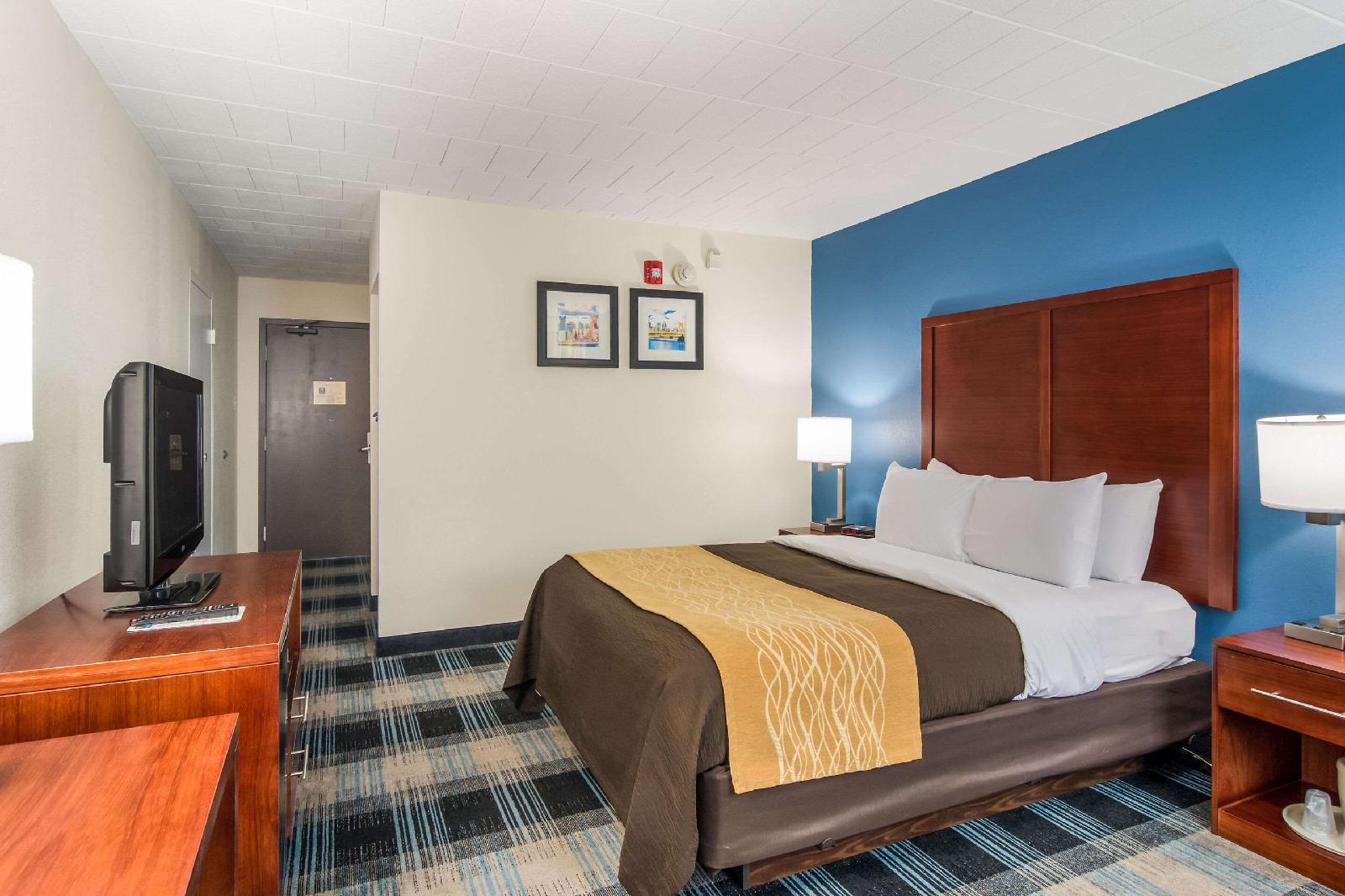Mainstay Suites Pittsburgh - photo 23