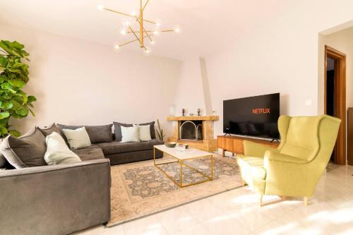 Central House of Ialisos — 4-Star Luxury Hotel in Ialysos, Greece