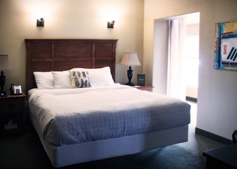 The Calvert Hotel - photo 8