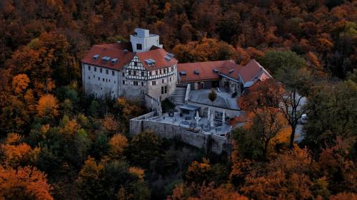 Burghotel Scharfenstein - carbon neutral hotel in Worbis