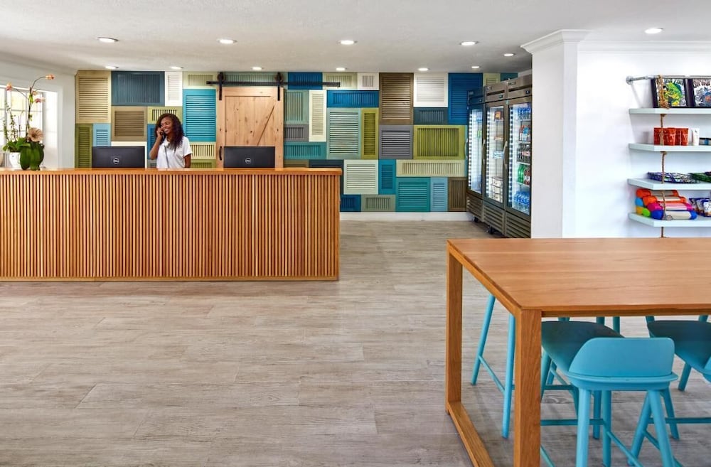 Hadley Resort and Marina - photo 3