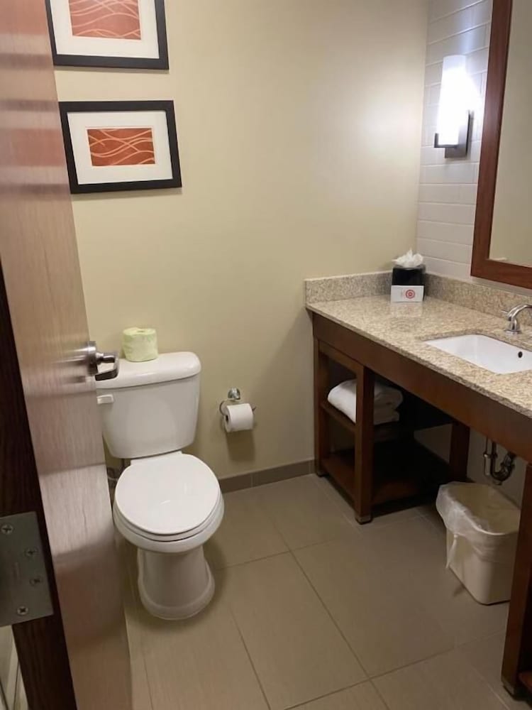 Comfort Inn & Suites Hermiston South - photo 34