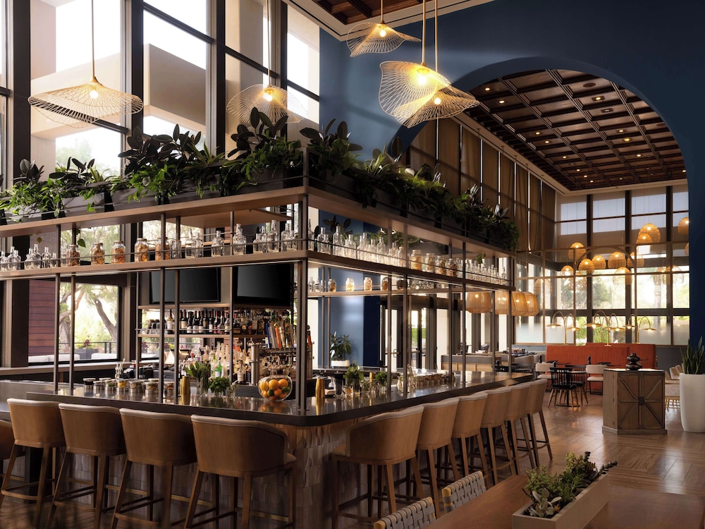 Hotel Fera Anaheim a DoubleTree by Hilton - photo 36