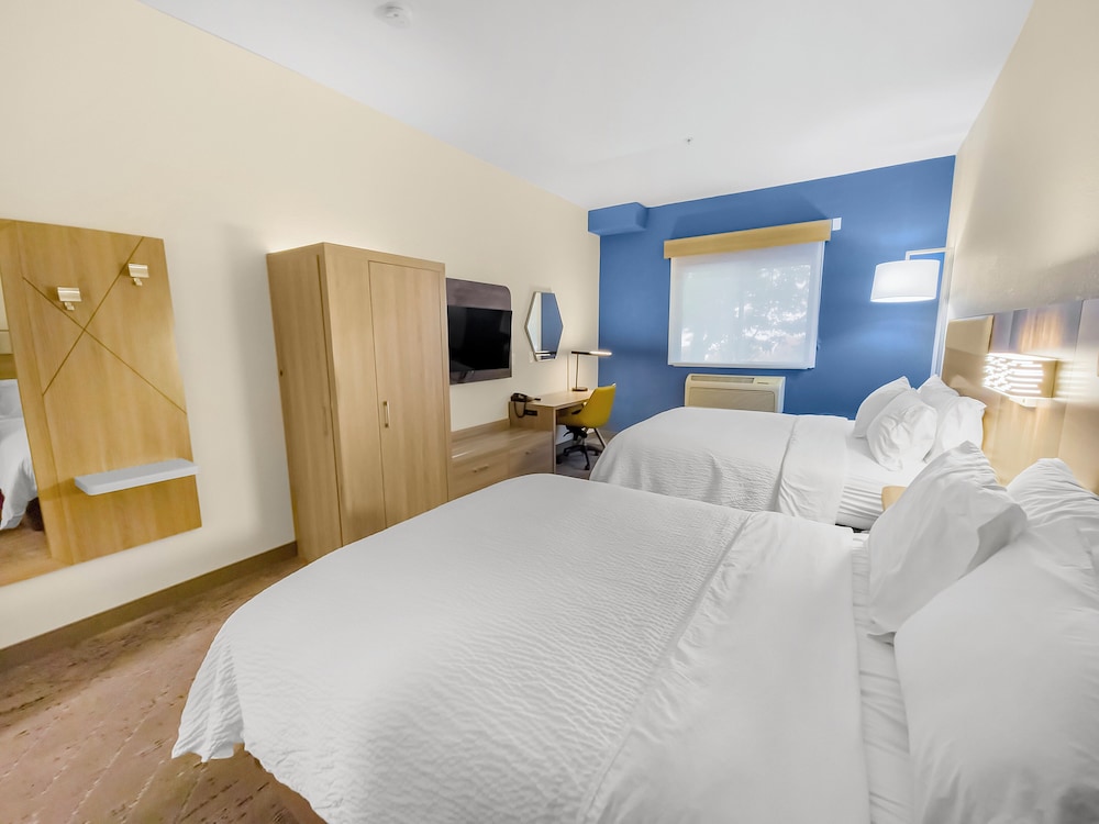 Holiday Inn Express Salt Lake City South Midvale by IHG - photo 3
