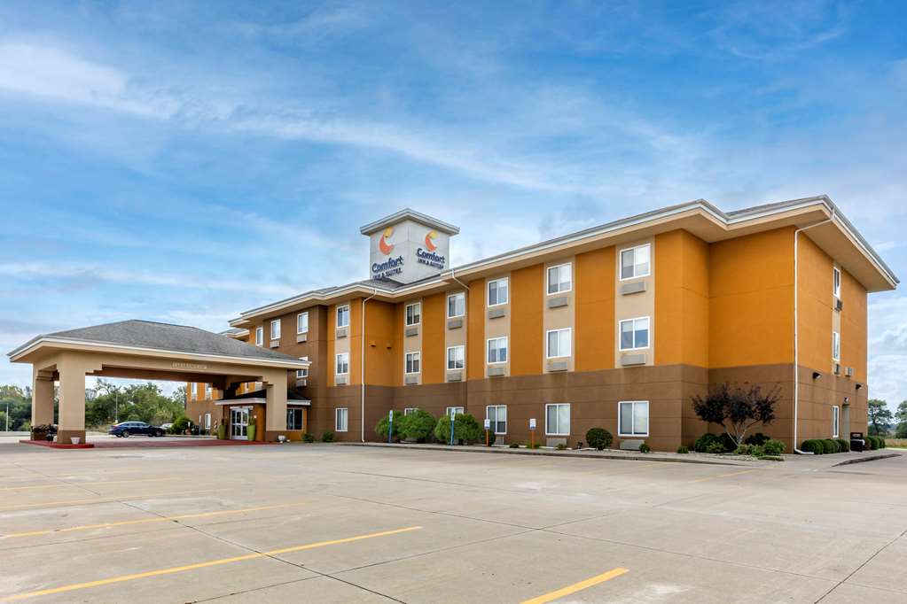 Comfort Inn & Suites Greenville I 70 - photo 4
