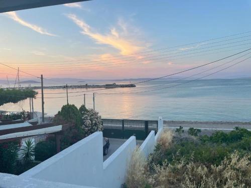 Sapphire View ONLY 4 meters away from the sea in Megalochori, Greece